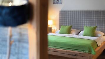 Suite, 1 habitación | Escritorio, cunas gratuitas y wifi gratis