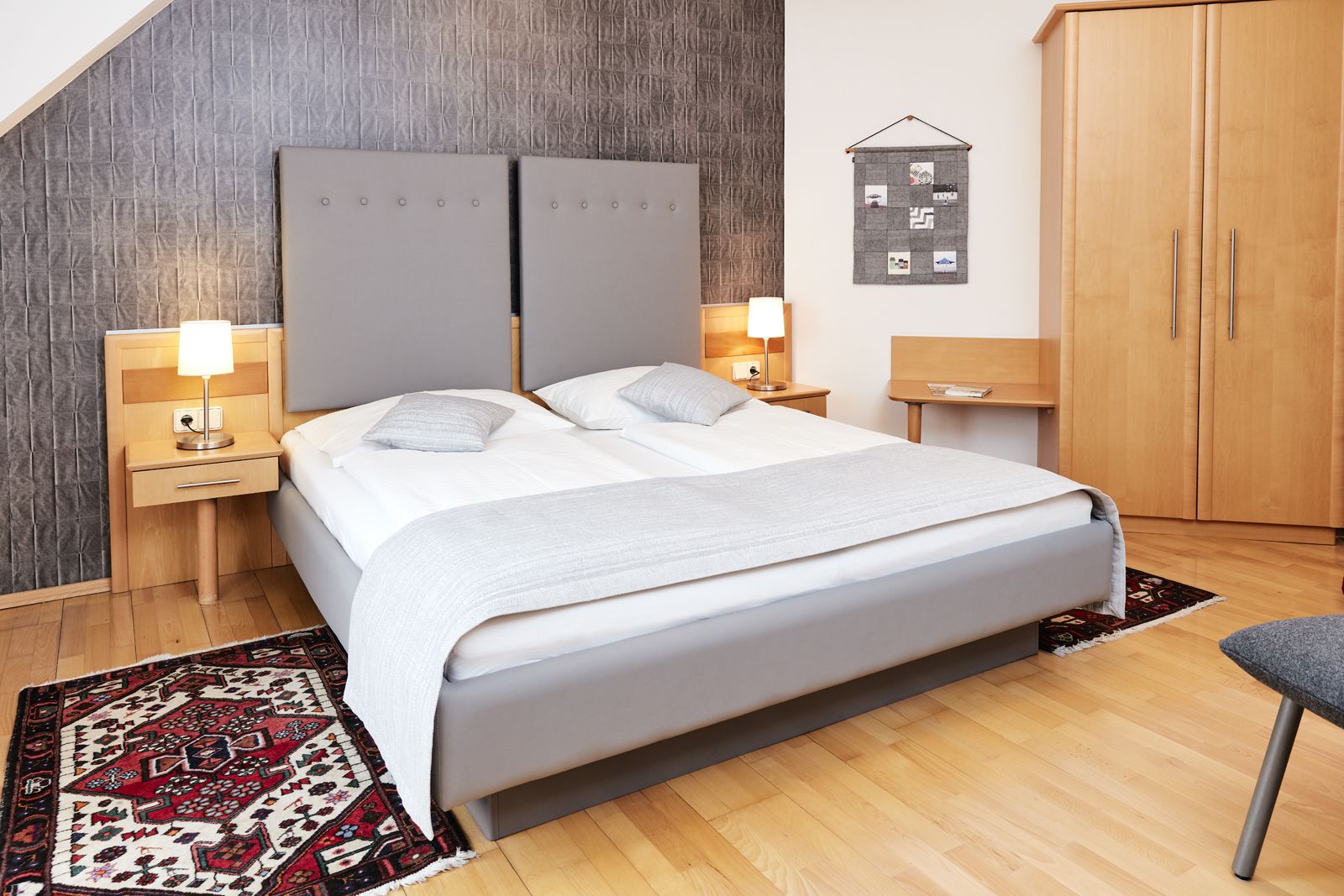 comfort double room | in-room safe, desk, free wifi, bed sheets