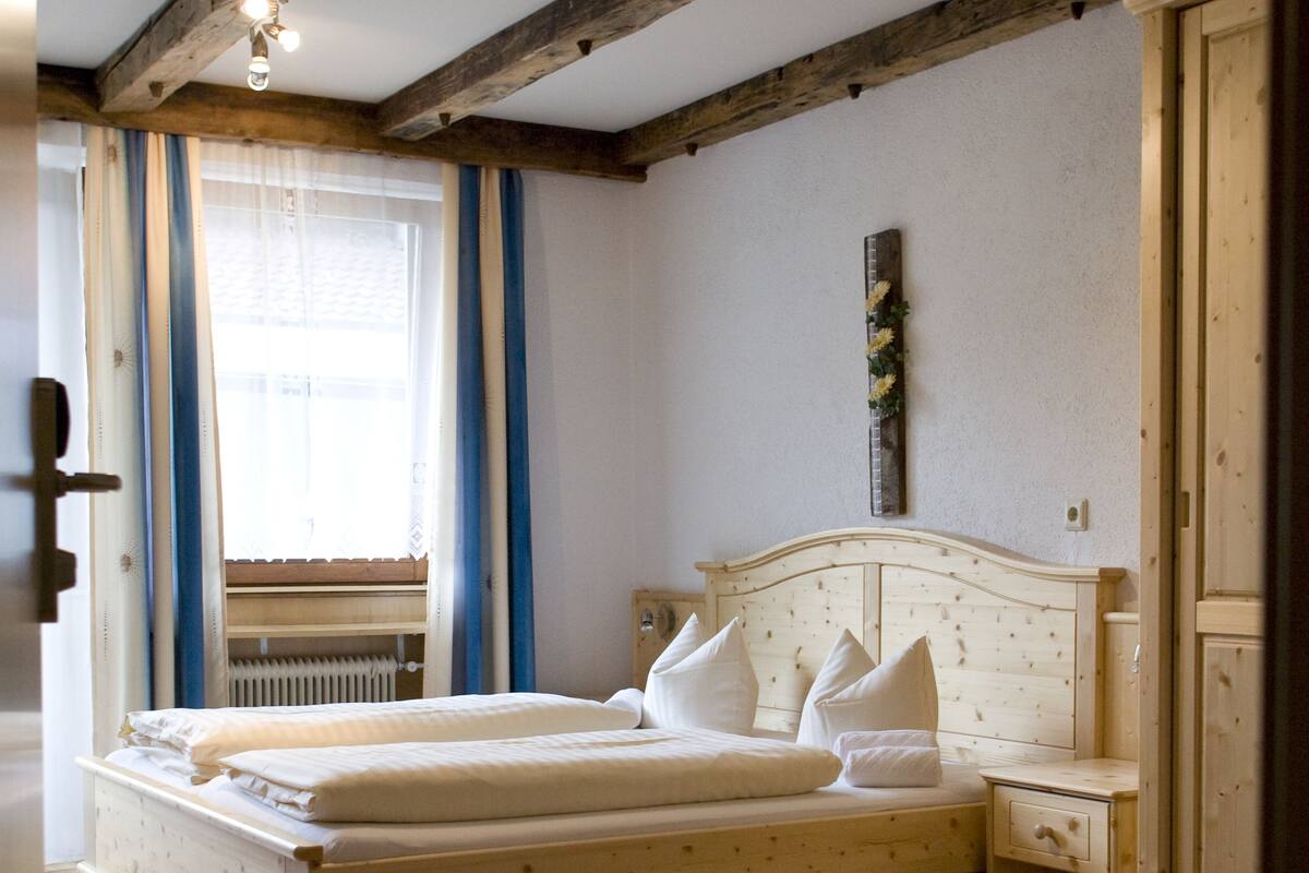 Coffres-forts dans les chambres, bureau, chambres insonorisées