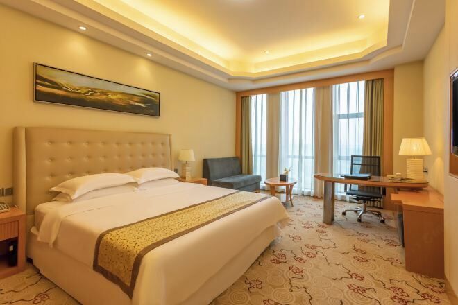 Minibar, in-room safe, soundproofing, iron/ironing board