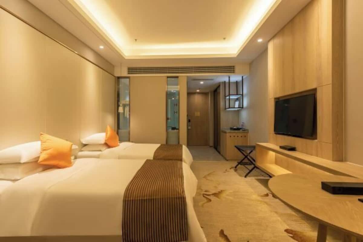 Minibar, caja de seguridad en la habitación y insonorización