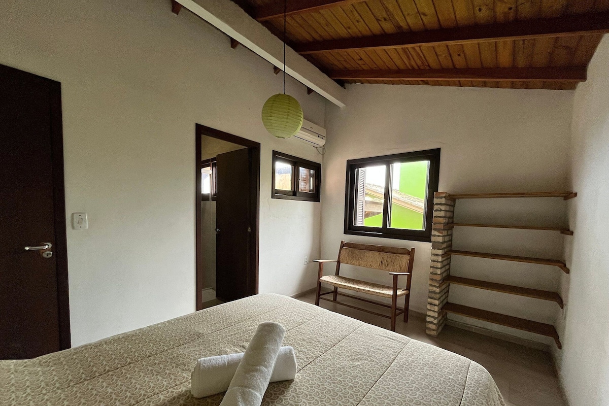 Wifi gratis y ropa de cama