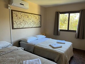 واي فاي مجانًا وملاءات أسرّة