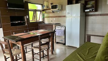 Cabaña tradicional | Cocina privada | Microondas