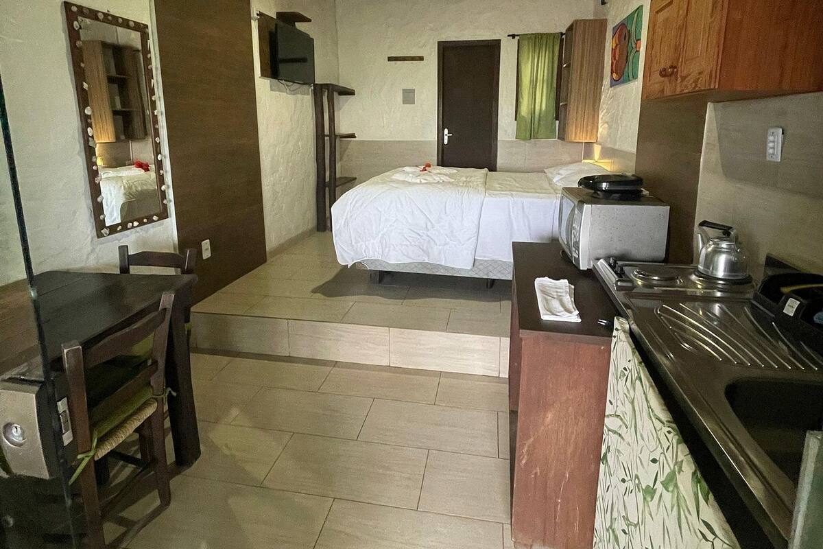 Basic Studio | Free WiFi, bed sheets
