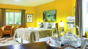 Deluxe Chalet, Jetted Tub | 1 bedroom, premium bedding, minibar, desk