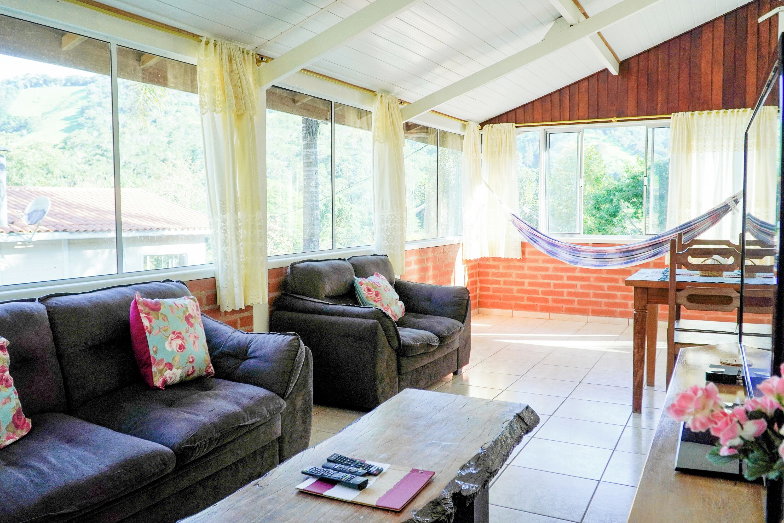 Premium Chalet, Microwave | Living room | 24-inch LCD TV with satellite channels, TV, Netflix