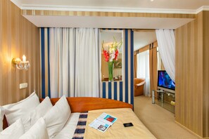 Junior Suite | 1 bedroom, minibar, in-room safe, blackout drapes - Suputnyk (Lviv)