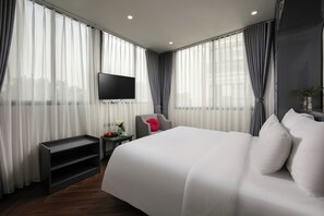 Deluxe Double or Twin Room | Minibar, in-room safe, desk, soundproofing - Hanoi La Palm Boutique Hotel (Hanoi)