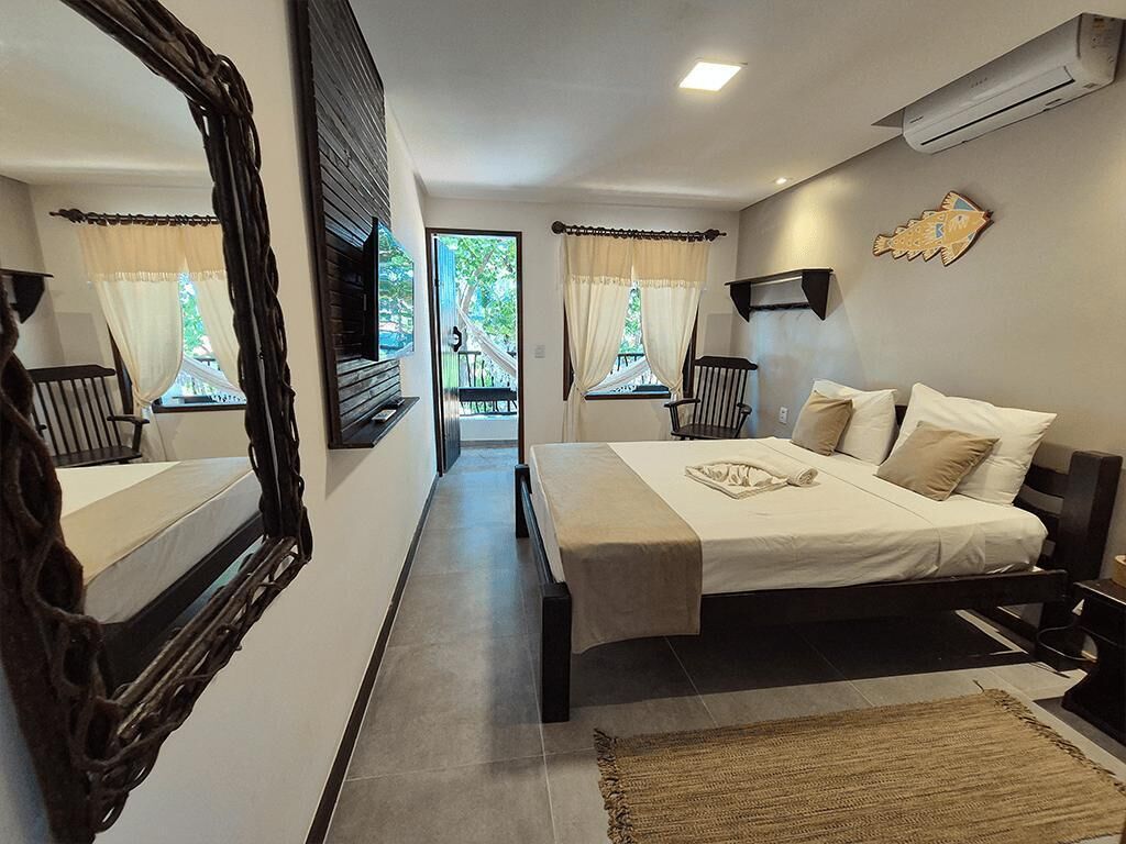 Frigobar, cofres nos quartos, individualmente decorados