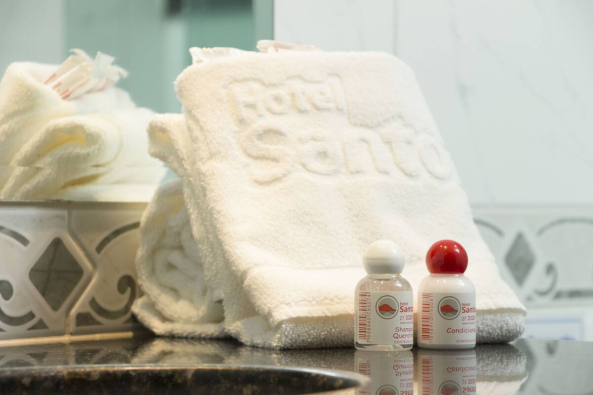 minibar, in-room safe, individually decorated, individually furnished