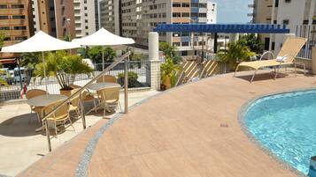 Piscina interna, piscina externa