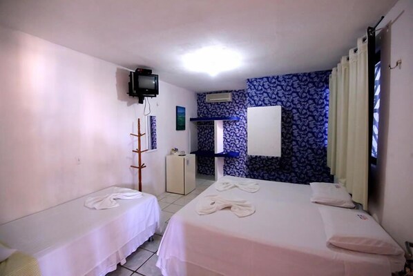 Habitación triple estándar | Minibar y wifi gratis