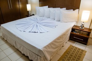 Deluxe Suite (Double) | Premium bedding, minibar, in-room safe, desk - Imperador Palace Hotel (Franca)
