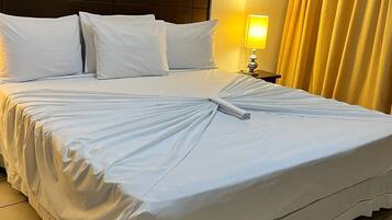 Suíte luxo (Single) | Roupas de cama premium, frigobar, cofres nos quartos, escrivaninha