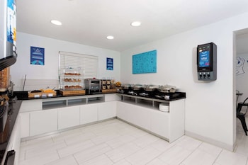 Property amenity at Howard Johnson by Wyndham Orlando Lake Buena Vista South