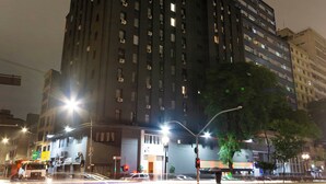 施設の正面