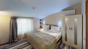 KING SUITE,SEHIR MANZARALI ODA | Ropa de cama hipoalergénica y minibar 