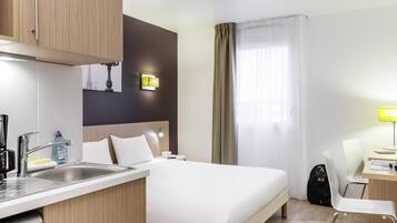 Studio, 1 lit double (Large) | Bureau, Wi-Fi gratuit