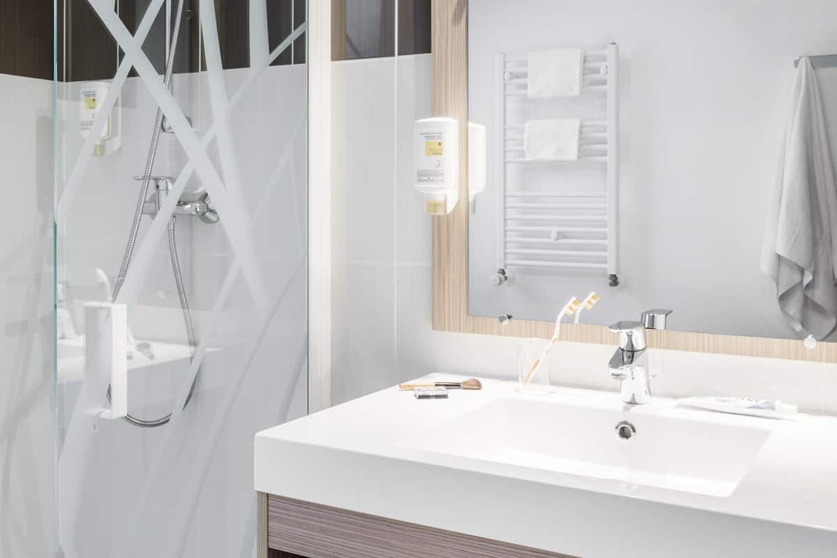 Estudio, 1 cama doble | Escritorio y wifi gratis