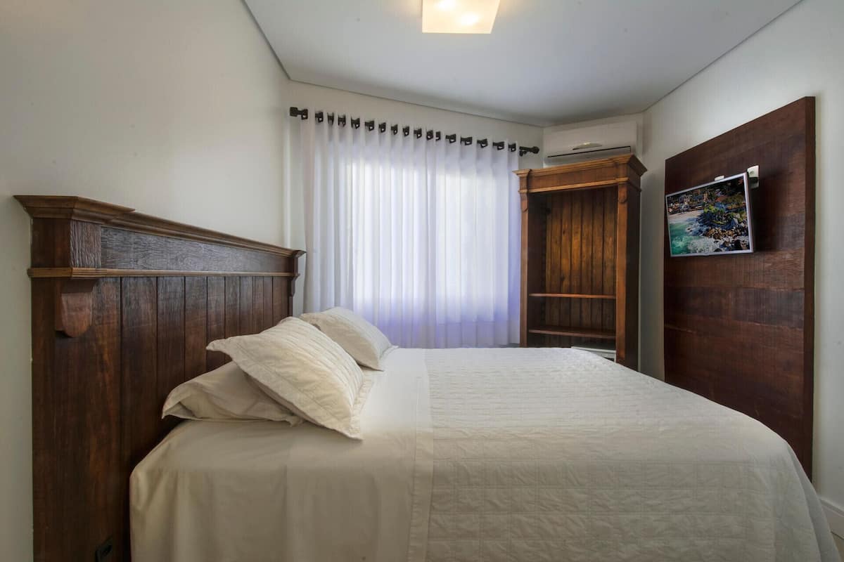 In-room safe, blackout curtains, soundproofing, iron/ironing board