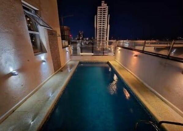 Seasonal outdoor pool