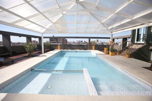 Outdoor pool, sun loungers