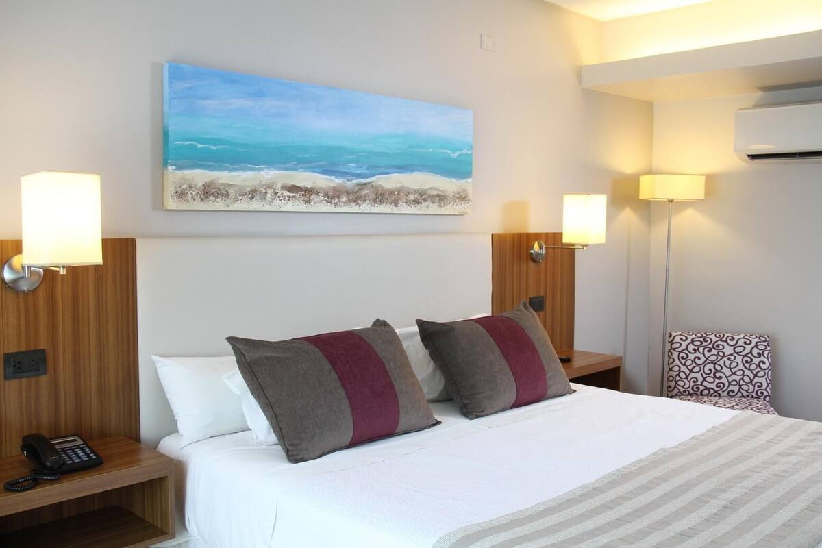 Premium bedding, pillowtop beds, minibar, in-room safe