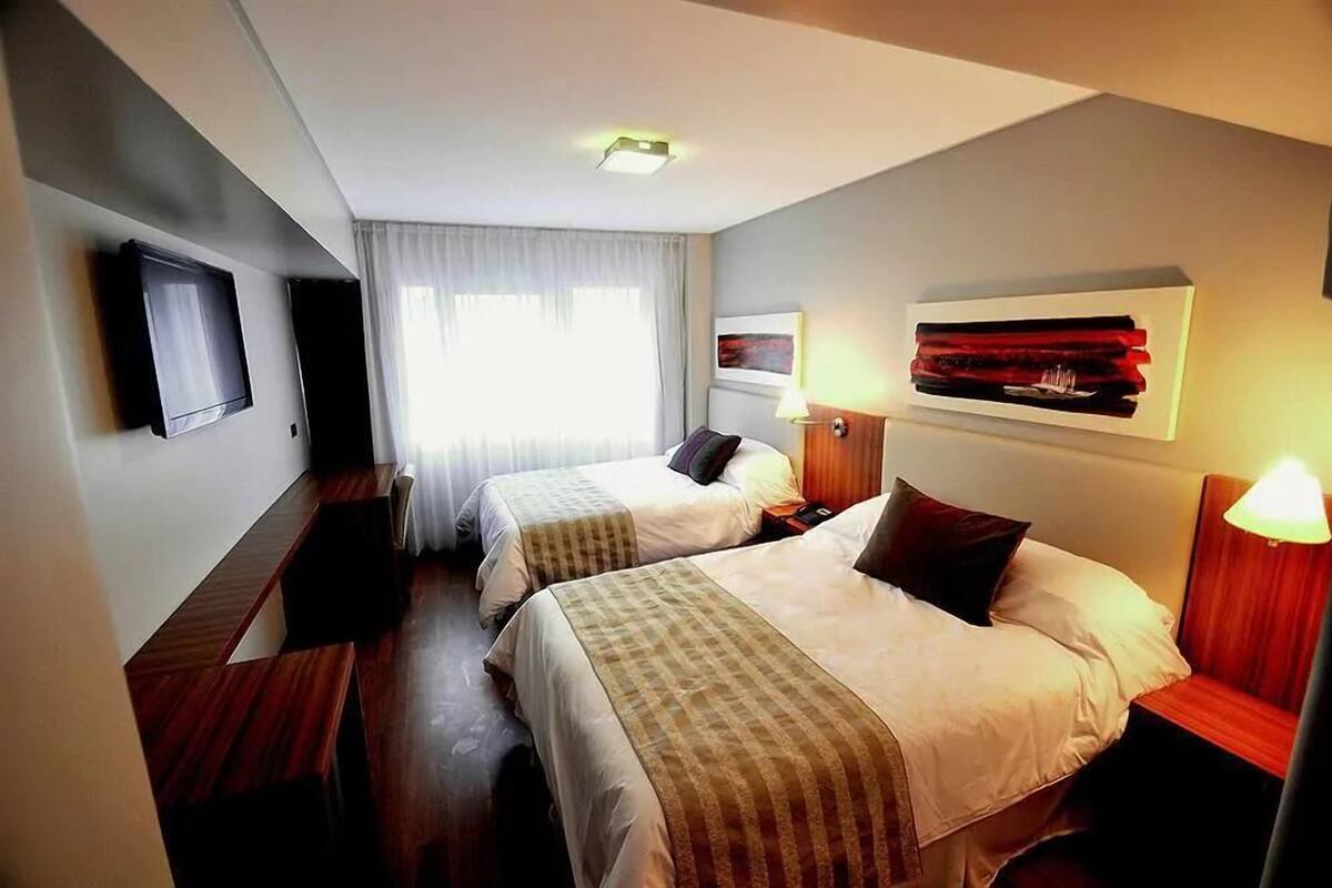 Premium bedding, pillowtop beds, minibar, in-room safe