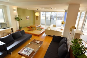 Lounge lobi