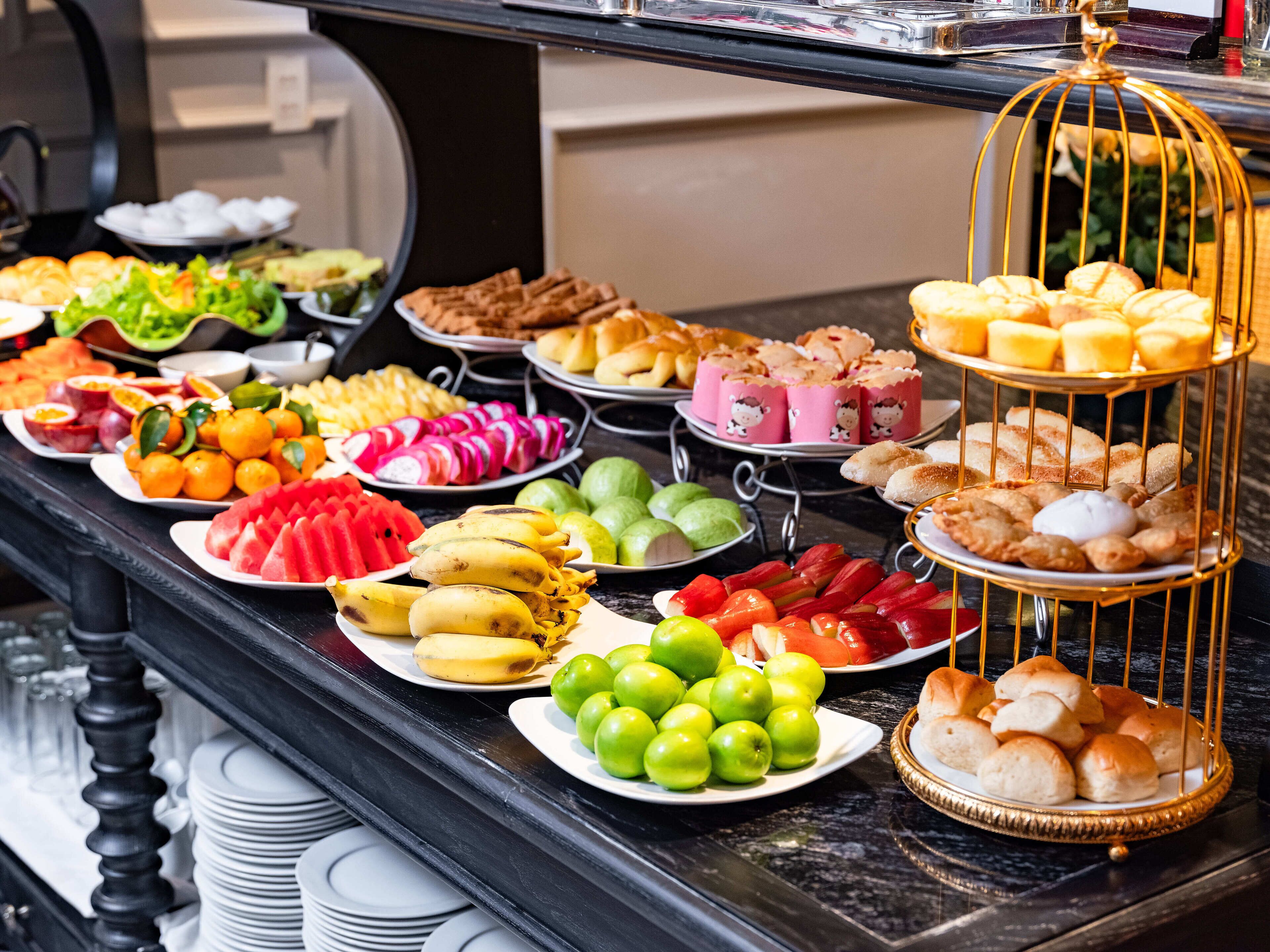 daily english breakfast (vnd 200000 per person)