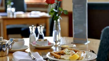Daily English breakfast (GBP 12 per person)