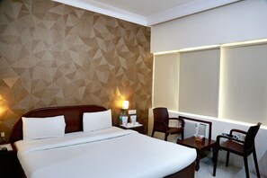 In-room safe, desk, rollaway beds, free WiFi