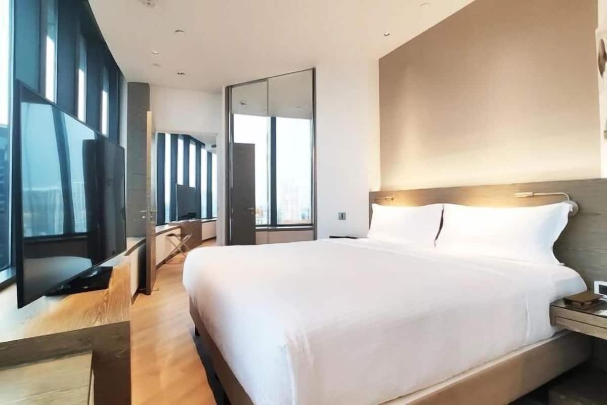 1 slaapkamer, luxe beddengoed, een kluis op de kamer, een bureau