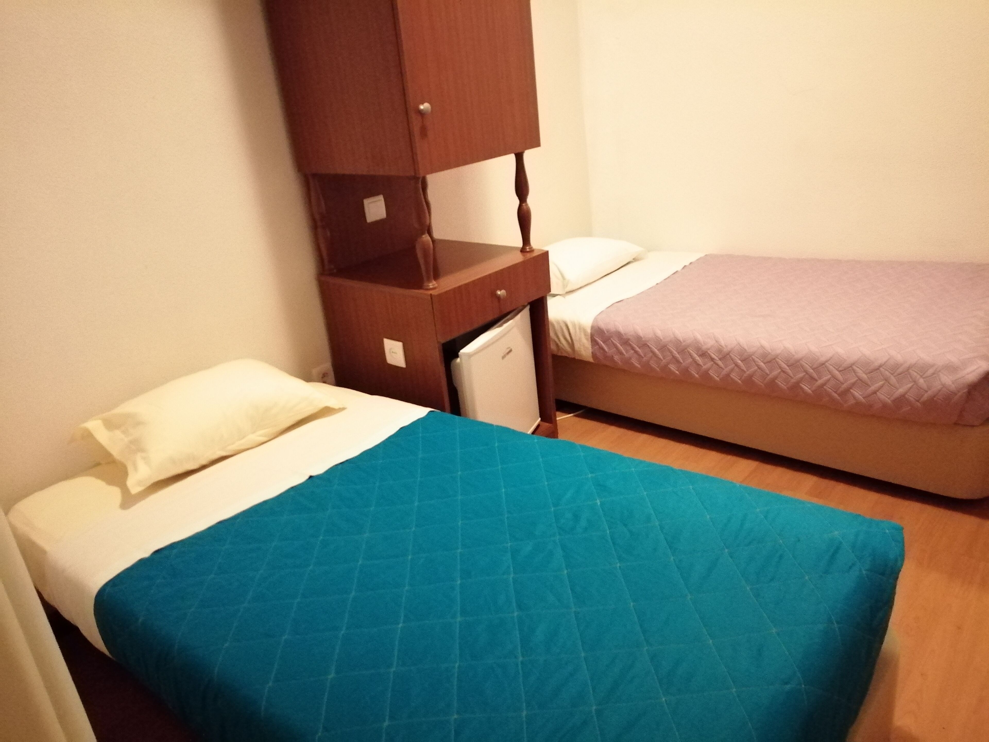 In-room safe, free WiFi, bed sheets