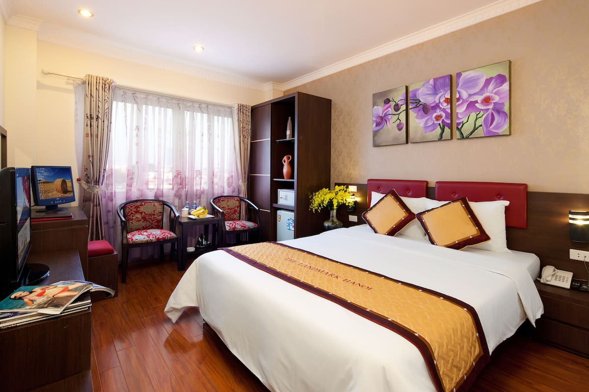 1 bedroom, minibar, in-room safe, desk