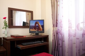 Deluxe Room | Room amenity