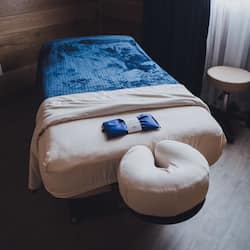 Couples treatment room(s), sauna, hot tub, body treatments, hydrotherapy