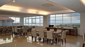 Food court - Lorin New Kuta Hotel (Pecatu)