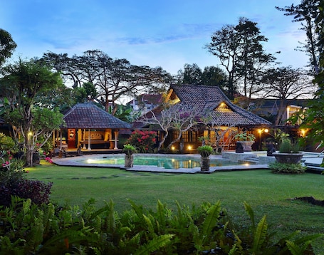 Front of property. Alindra Villas & Spa