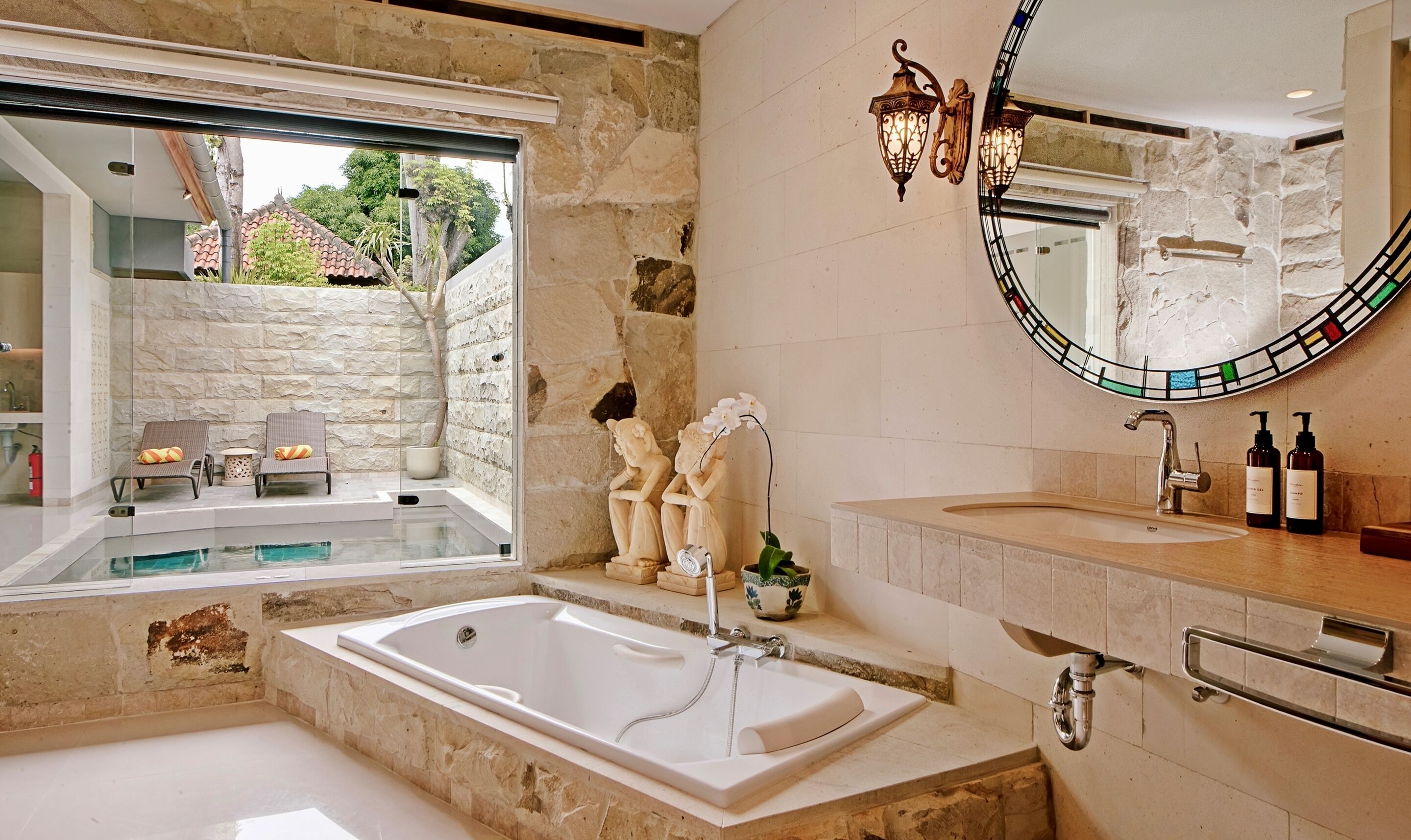 royal one bedroom pool villa | bathroom | free toiletries, hair dryer, bathrobes, slippers