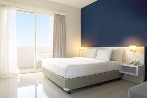 Premium bedding, minibar, in-room safe, desk