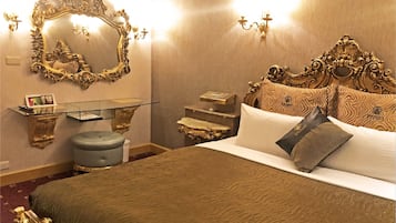 Quarto casal elite, para não fumantes | Cortinas blackout, ferros/tábuas de passar roupa, Wi-Fi de cortesia