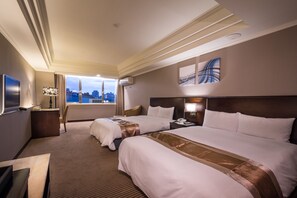 Blackout curtains, soundproofing, iron/ironing board, free WiFi - Felicity Business Hotel (Taichung)