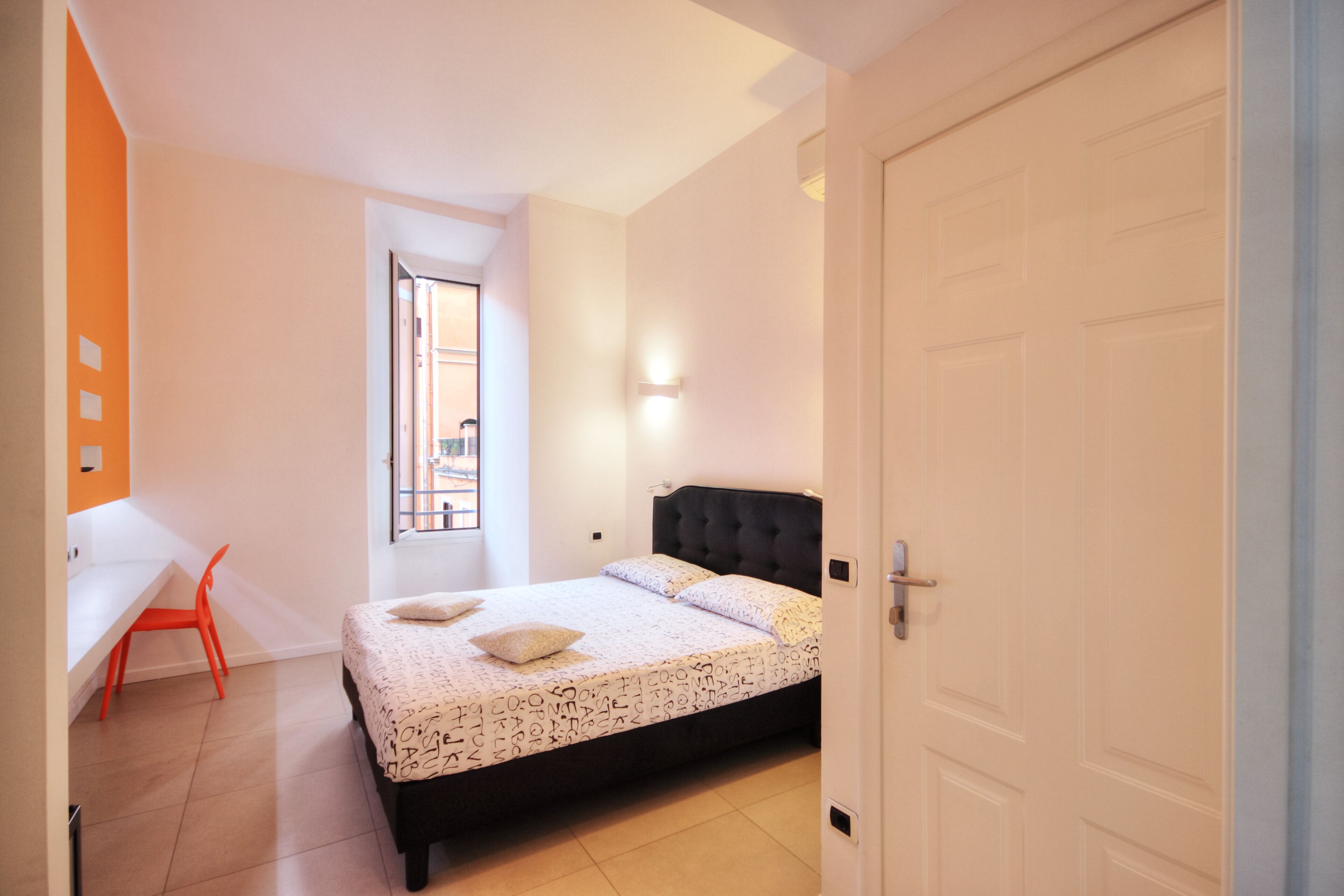 Photo - Manin Suites LT