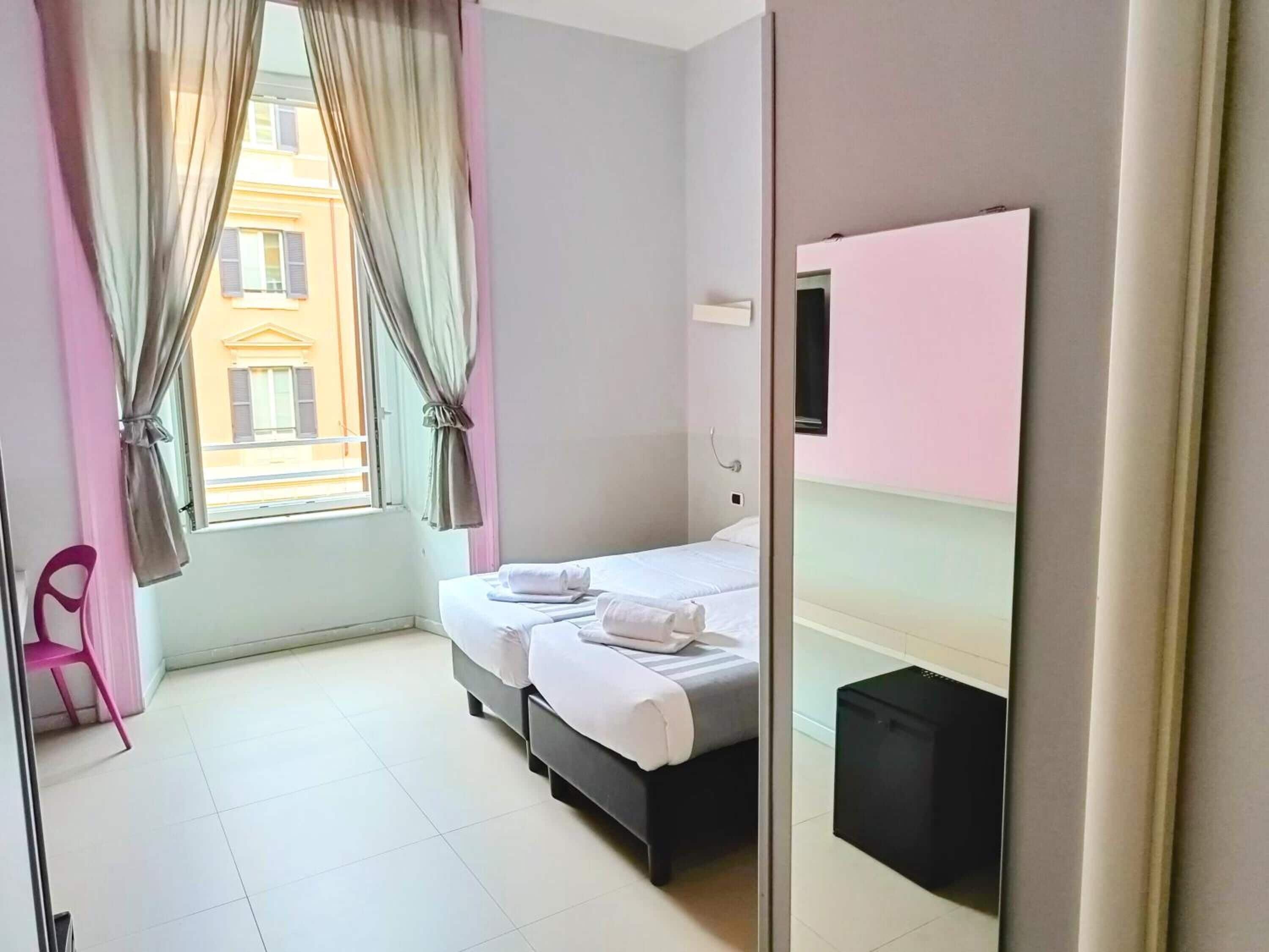 Photo - Manin Suites LT