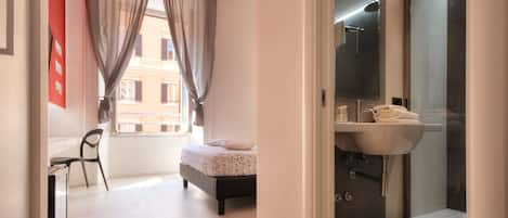 Double Room (with Extra-bed) | Down duvets, minibar, in-room safe, desk