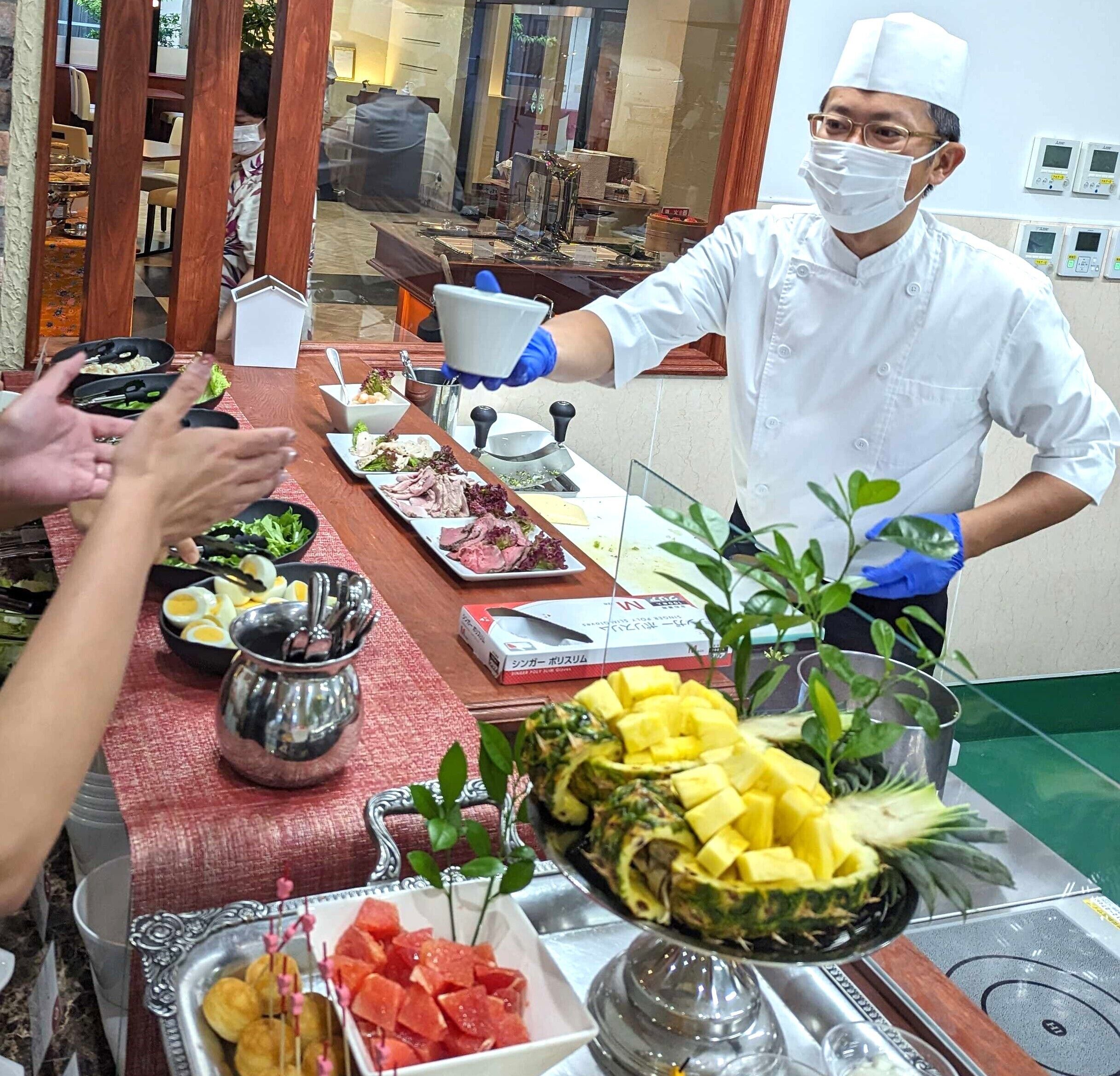 朝食 (和食)、毎日提供 (1 名様 2750 JPY)
