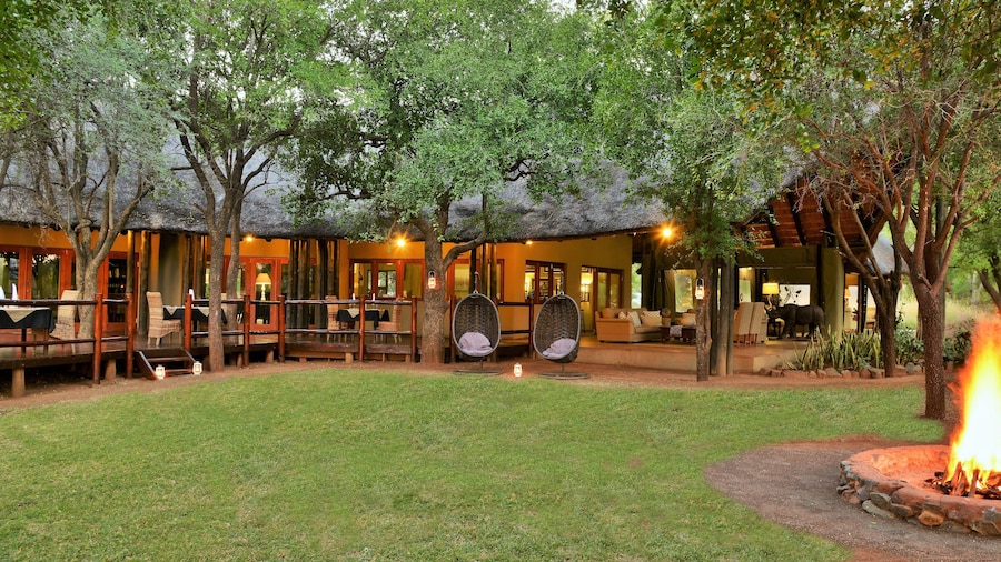 Black Rhino Game Lodge