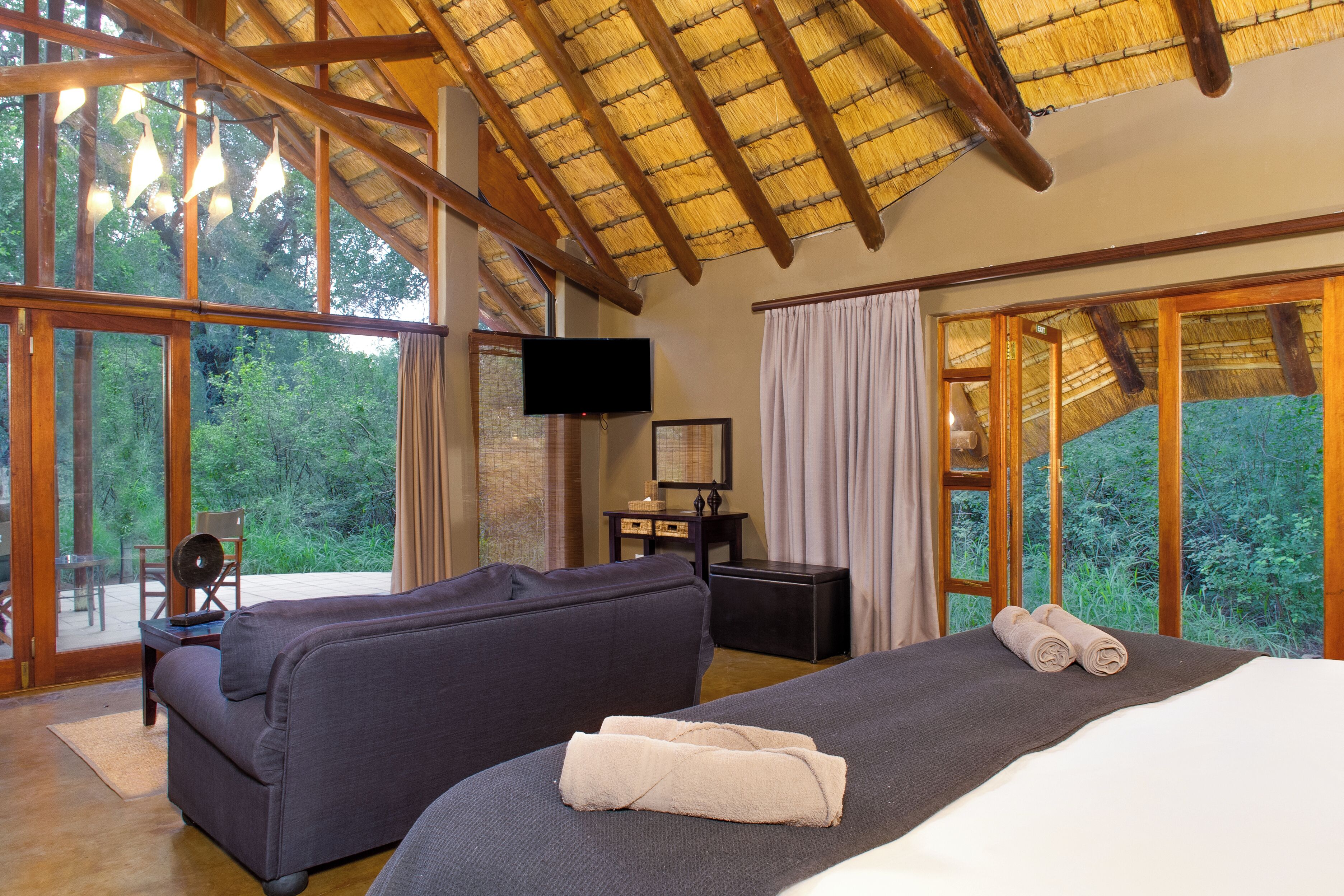 Suite | 1 bedroom, minibar, in-room safe, individually decorated